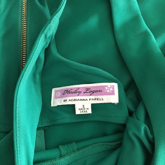 Hailey Logan by adrianna papell dress - Picture 3 of 4